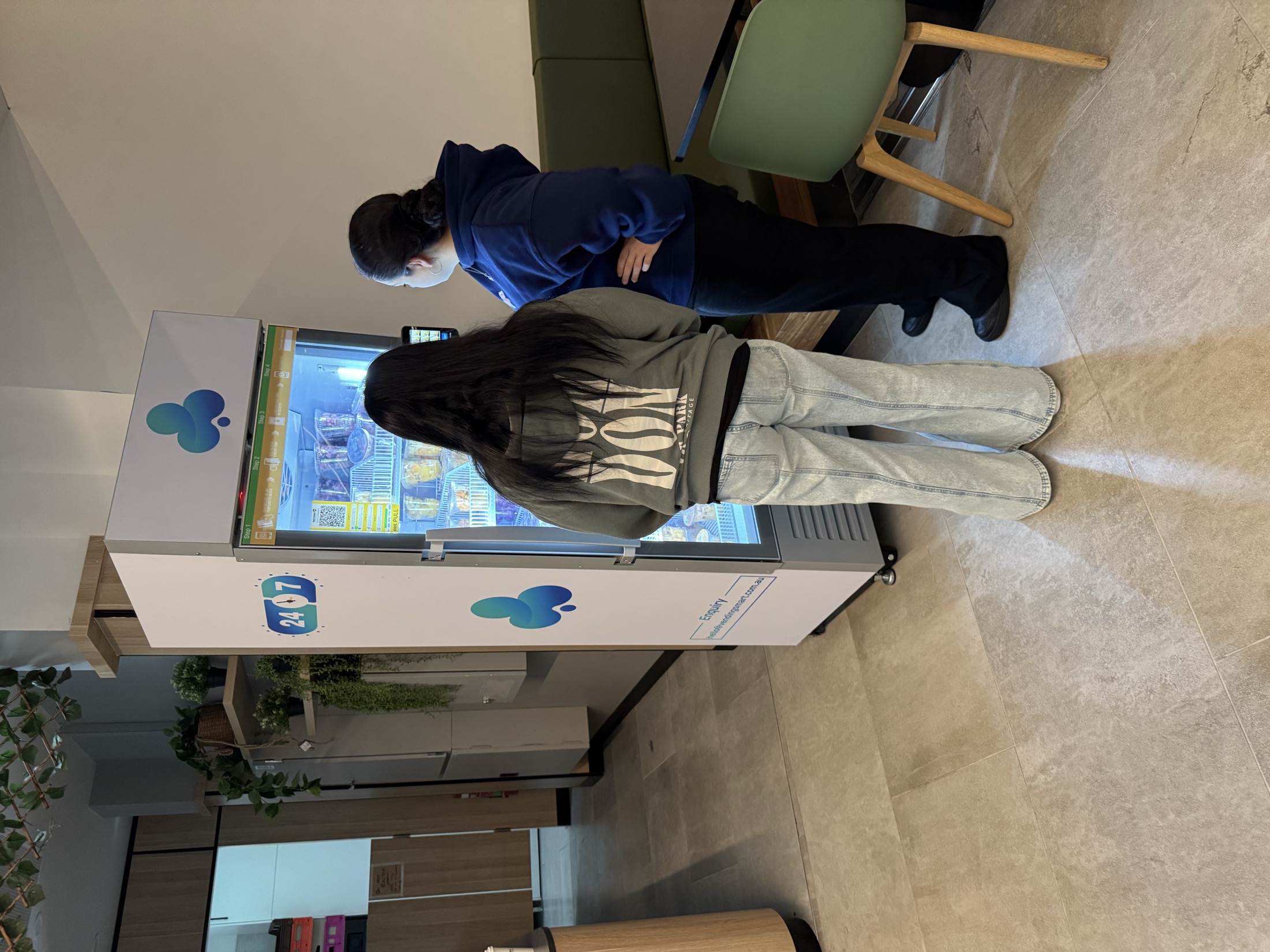 Partner handover at a Perkd vending cabinet